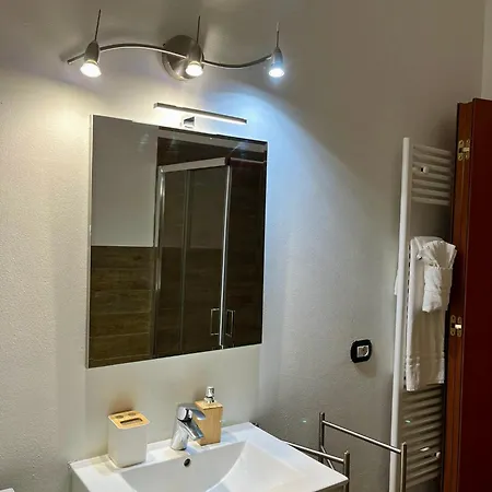 Apartament Residenza Corrado By Almanova Residenze Mantua